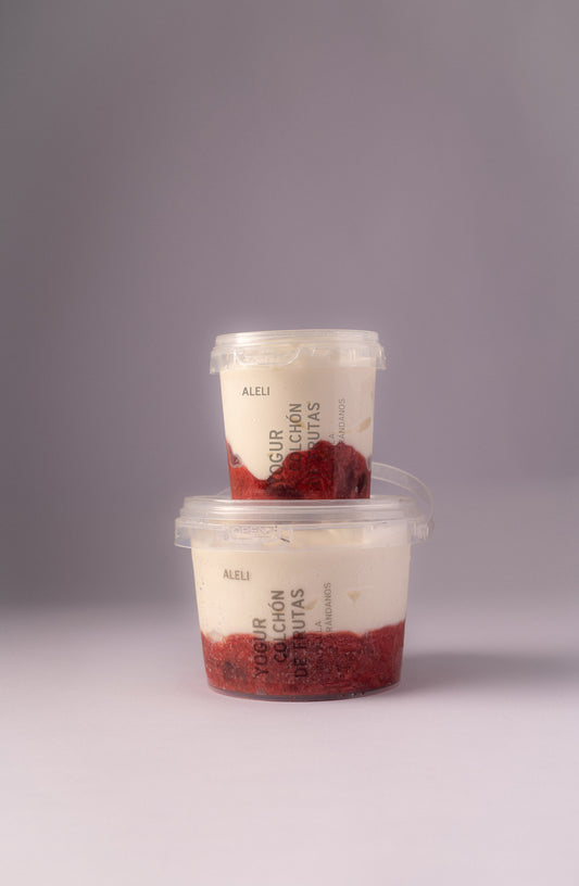 Yogur griego colchon de frutas